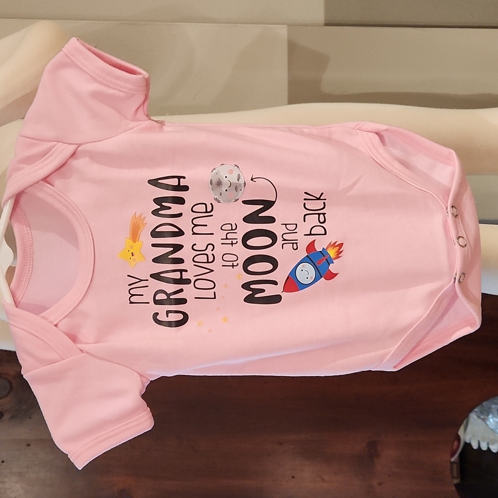 BABY NEW GIRLS SIZE 6-9M PINK ONSIE SHORT SLEEVES AND ADORABLE SAYING